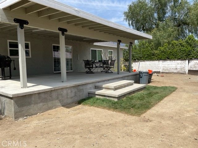 2079 W 1st Avenue, San Bernardino, CA 92407