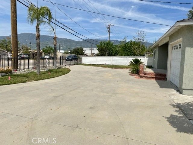 2079 W 1st Avenue, San Bernardino, CA 92407