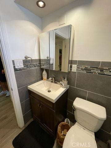 2079 W 1st Avenue, San Bernardino, CA 92407