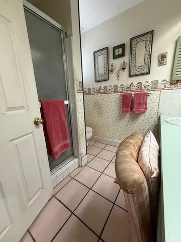 1700 COUNTRY CLUB ROAD N, St Petersburg, FL 33710