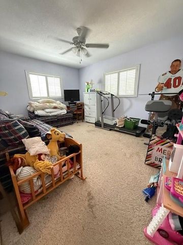 1700 COUNTRY CLUB ROAD N, St Petersburg, FL 33710