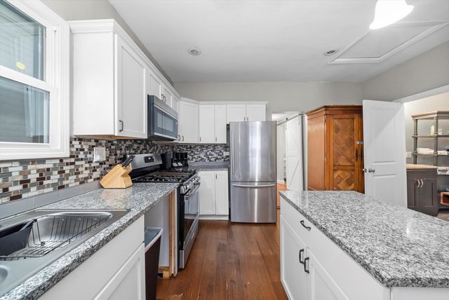 8808 S Loomis Street, Chicago, IL 60620