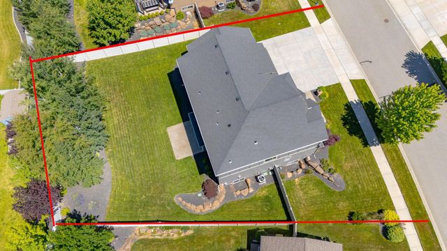 2120 S Selkirk Dr, Spokane Valley, WA 99016