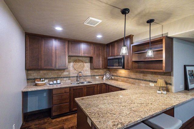 2120 S Selkirk Dr, Spokane Valley, WA 99016