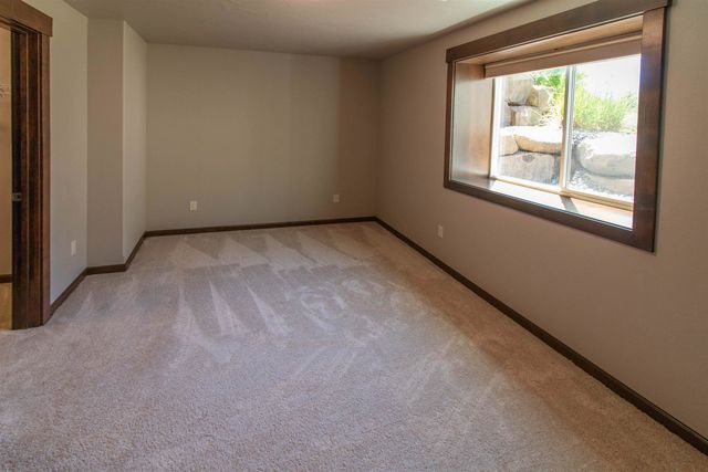 2120 S Selkirk Dr, Spokane Valley, WA 99016