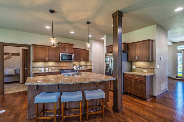 2120 S Selkirk Dr, Spokane Valley, WA 99016