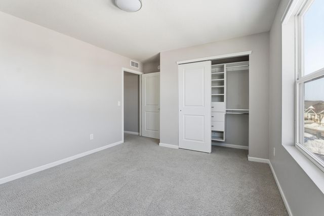 14120 56th Avenue N, Plymouth, MN 55446