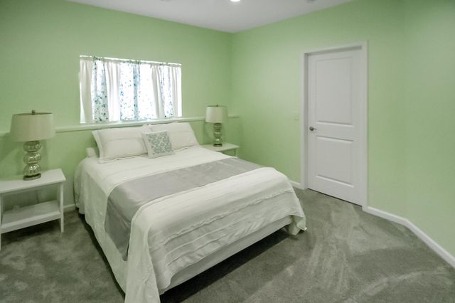 14120 56th Avenue N, Plymouth, MN 55446