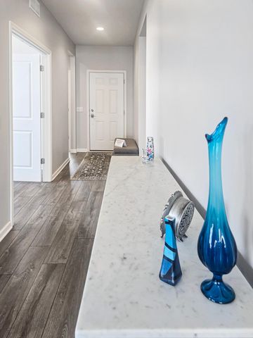 14120 56th Avenue N, Plymouth, MN 55446