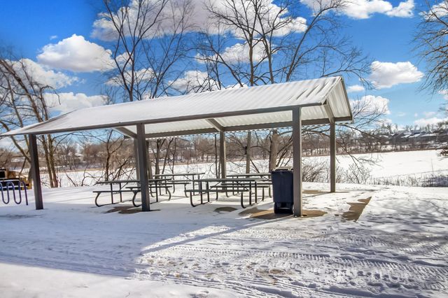 14120 56th Avenue N, Plymouth, MN 55446