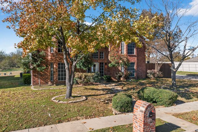 3819 Silver Maple Drive, Carrollton, TX 75007