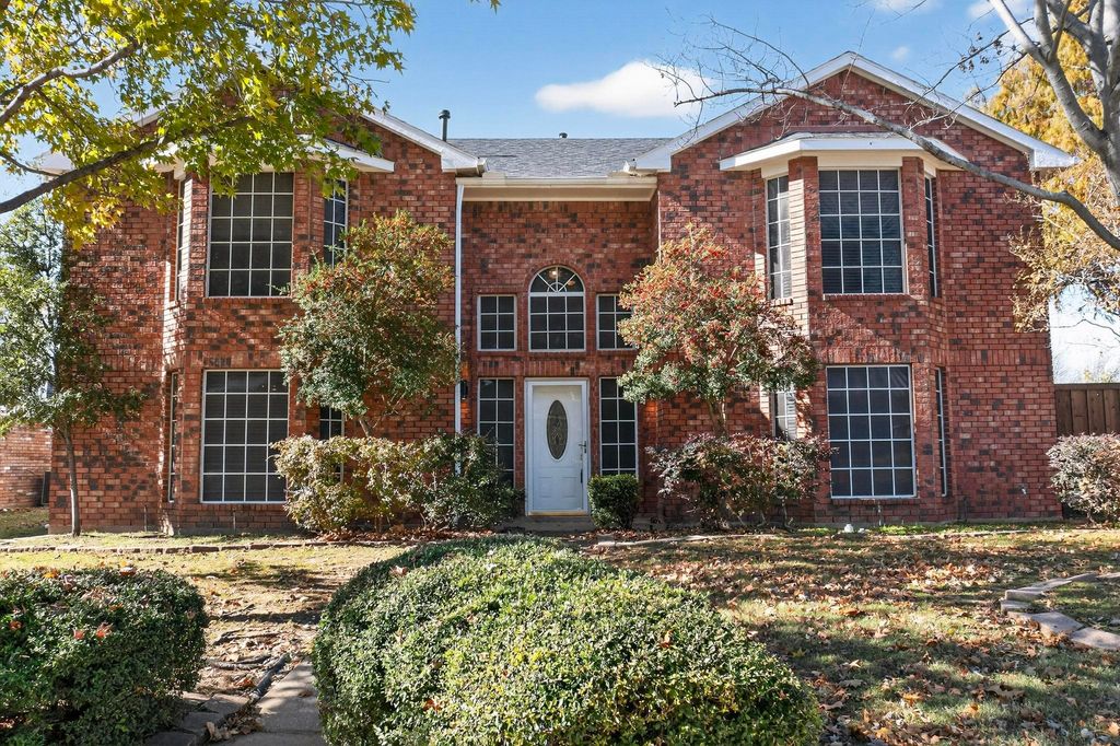 3819 Silver Maple Drive, Carrollton, TX 75007