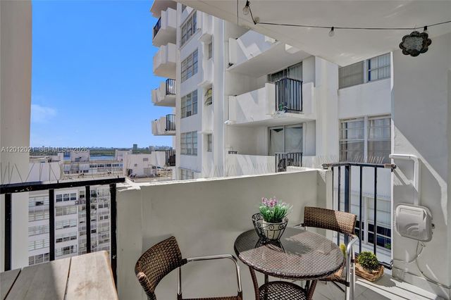 2750 NE 183rd St 2412, Aventura, FL 33160