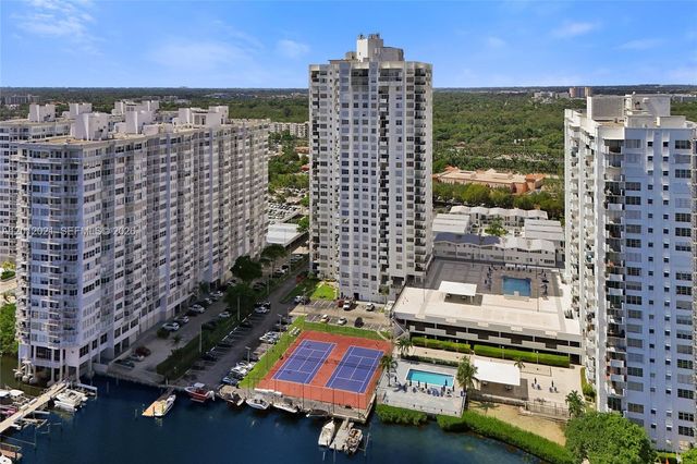 2750 NE 183rd St 2412, Aventura, FL 33160