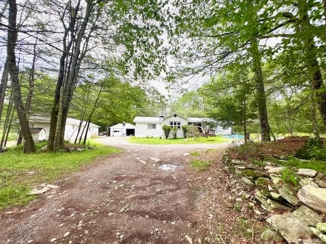 52 Devlin Road, Highland Lake, NY 12743