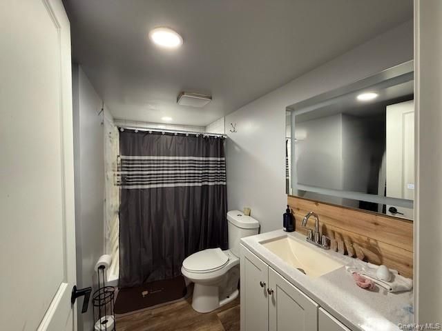 52 Devlin Road, Highland Lake, NY 12743