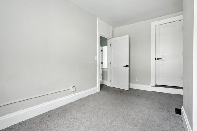 538 W Town Street, Columbus, OH 43215