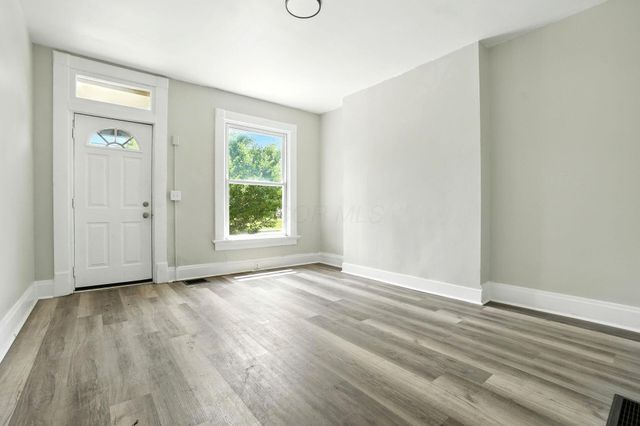 538 W Town Street, Columbus, OH 43215