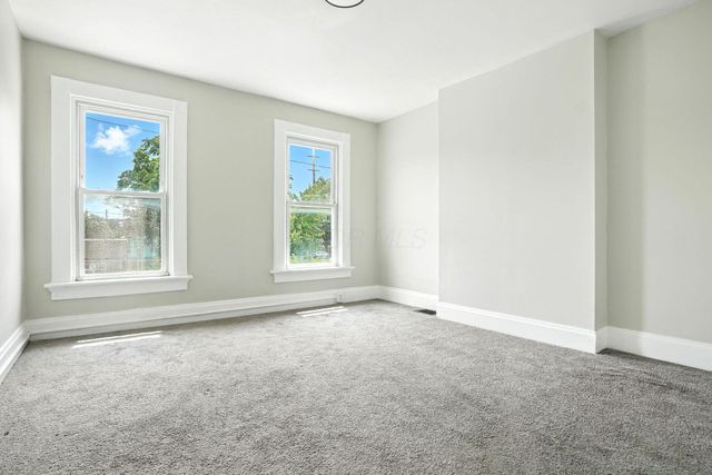 538 W Town Street, Columbus, OH 43215