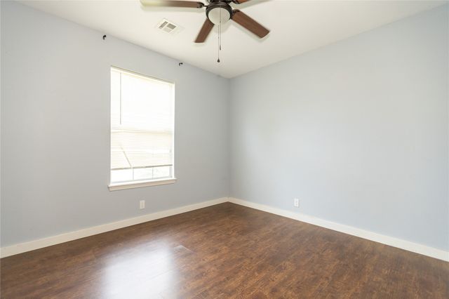 616 W Dogwood Street, Coweta, OK 74429