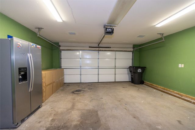 616 W Dogwood Street, Coweta, OK 74429