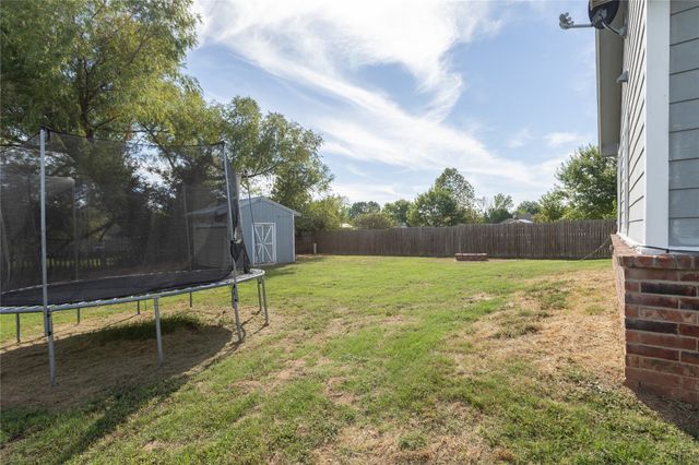 616 W Dogwood Street, Coweta, OK 74429