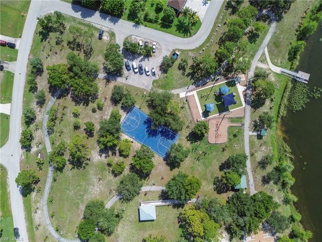 227 SE 2nd TER, Cape Coral, FL 33990