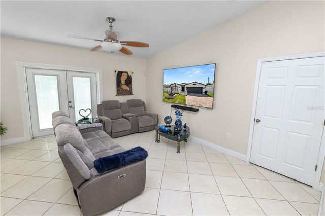 7508 N COARSEY DRIVE, Tampa, FL 33604