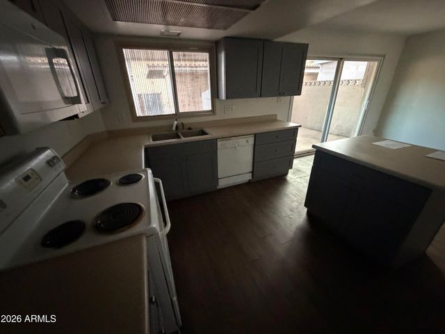 4356 W OCOTILLO Road, Glendale, AZ 85301