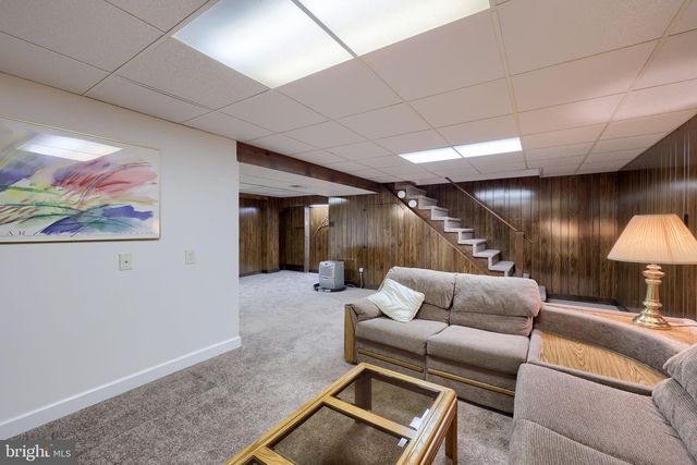2154 COVENTRY RD, Lancaster, PA 17601