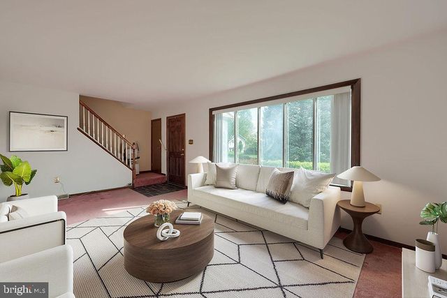 2154 COVENTRY RD, Lancaster, PA 17601