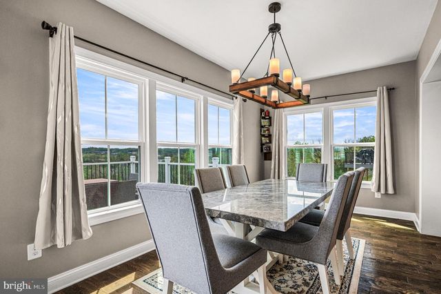 612 QUARRY POINT RD, Malvern, PA 19355