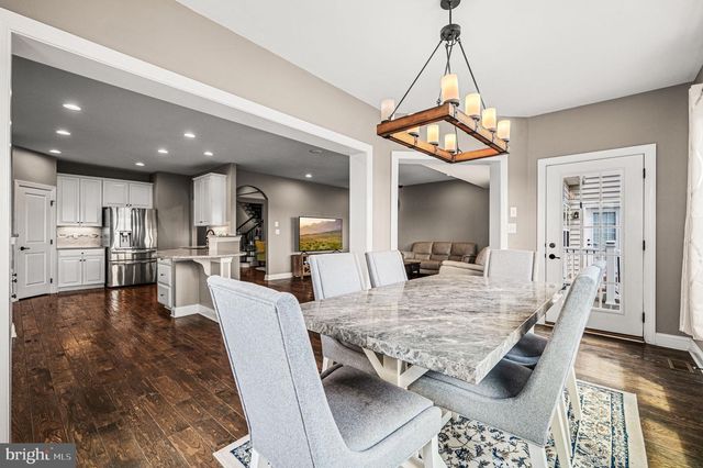 612 QUARRY POINT RD, Malvern, PA 19355