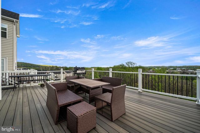 612 QUARRY POINT RD, Malvern, PA 19355