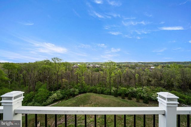 612 QUARRY POINT RD, Malvern, PA 19355