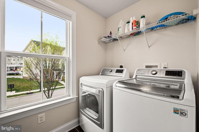 612 QUARRY POINT RD, Malvern, PA 19355