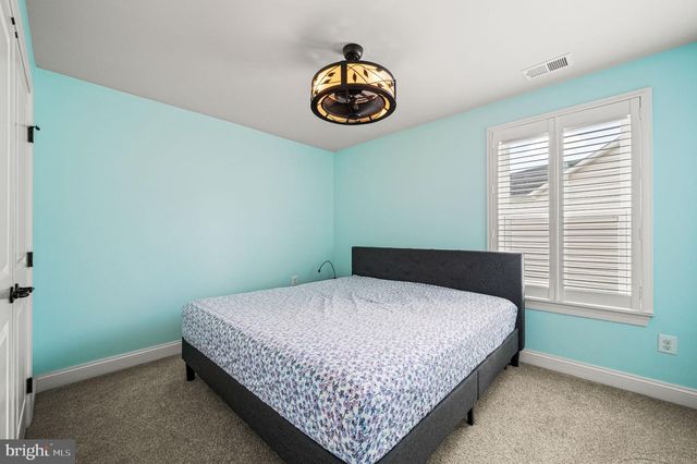 612 QUARRY POINT RD, Malvern, PA 19355