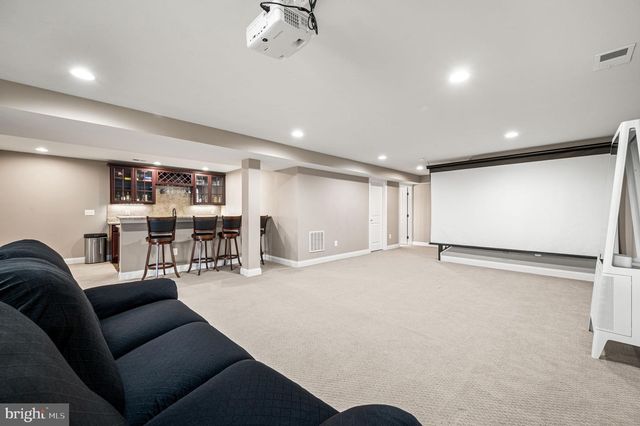 612 QUARRY POINT RD, Malvern, PA 19355