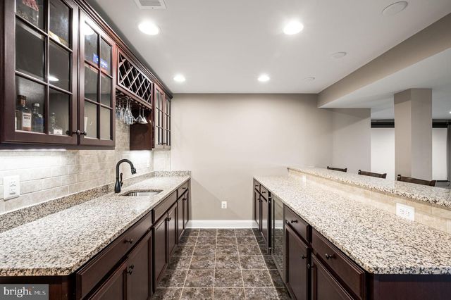 612 QUARRY POINT RD, Malvern, PA 19355