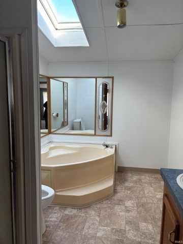 404 W Windsor Street, Montpelier, IN 47359