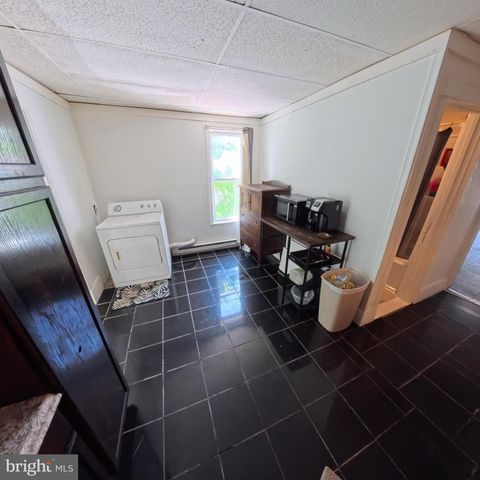 439 MORGAN AVE, Pottsville, PA 17901