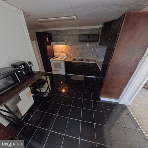 439 MORGAN AVE, Pottsville, PA 17901