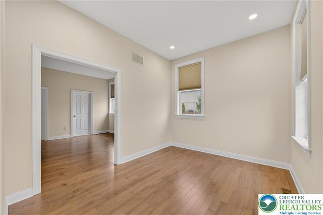 2005 Rainlilly Drive, Upper Saucon Twp, PA 18034