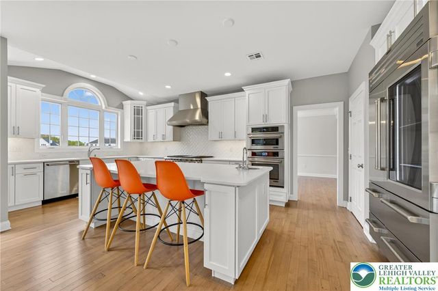2005 Rainlilly Drive, Upper Saucon Twp, PA 18034