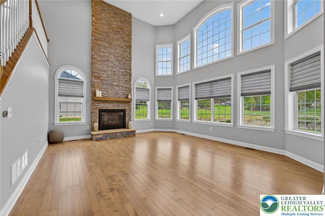 2005 Rainlilly Drive, Upper Saucon Twp, PA 18034