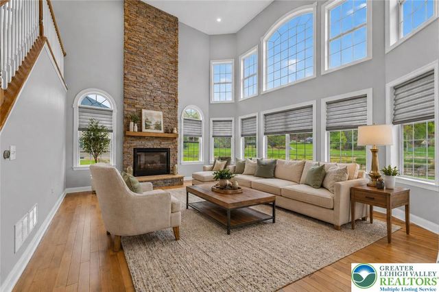 2005 Rainlilly Drive, Upper Saucon Twp, PA 18034
