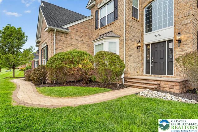 2005 Rainlilly Drive, Upper Saucon Twp, PA 18034