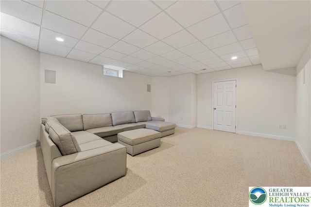 2005 Rainlilly Drive, Upper Saucon Twp, PA 18034