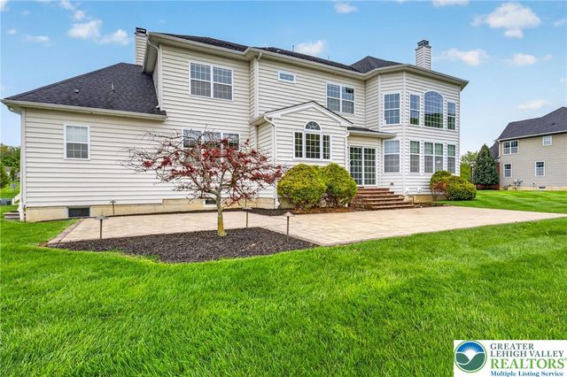 2005 Rainlilly Drive, Upper Saucon Twp, PA 18034