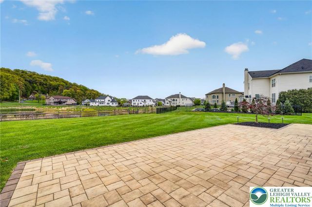 2005 Rainlilly Drive, Upper Saucon Twp, PA 18034
